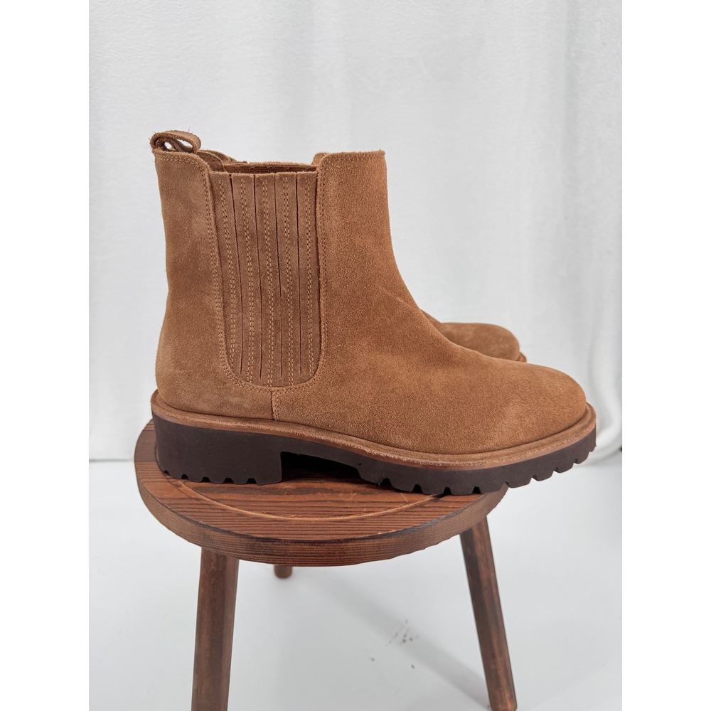 Seychelles Good Spirit Tan Suede Lug Sole Chelsea Boots Womens 9.5 Ankle Boot